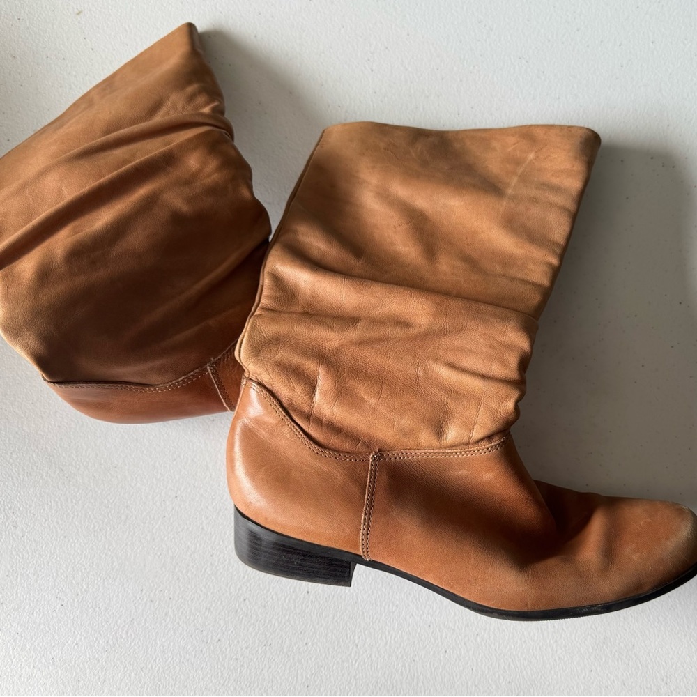 Elegant Brown Leather Heeled Boots